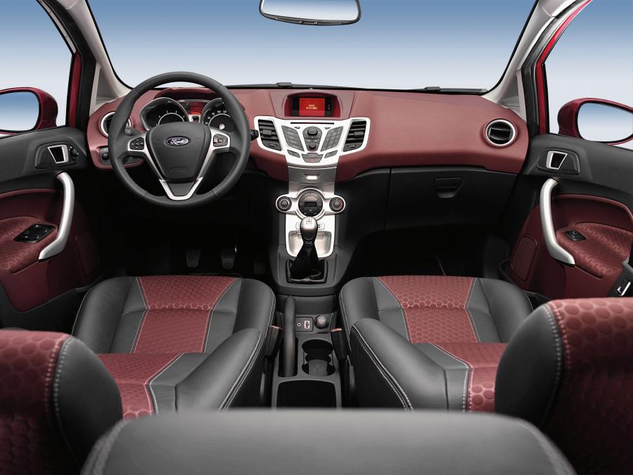 Ford Fiesta 2008 2008 года  (фото 4 из 12)